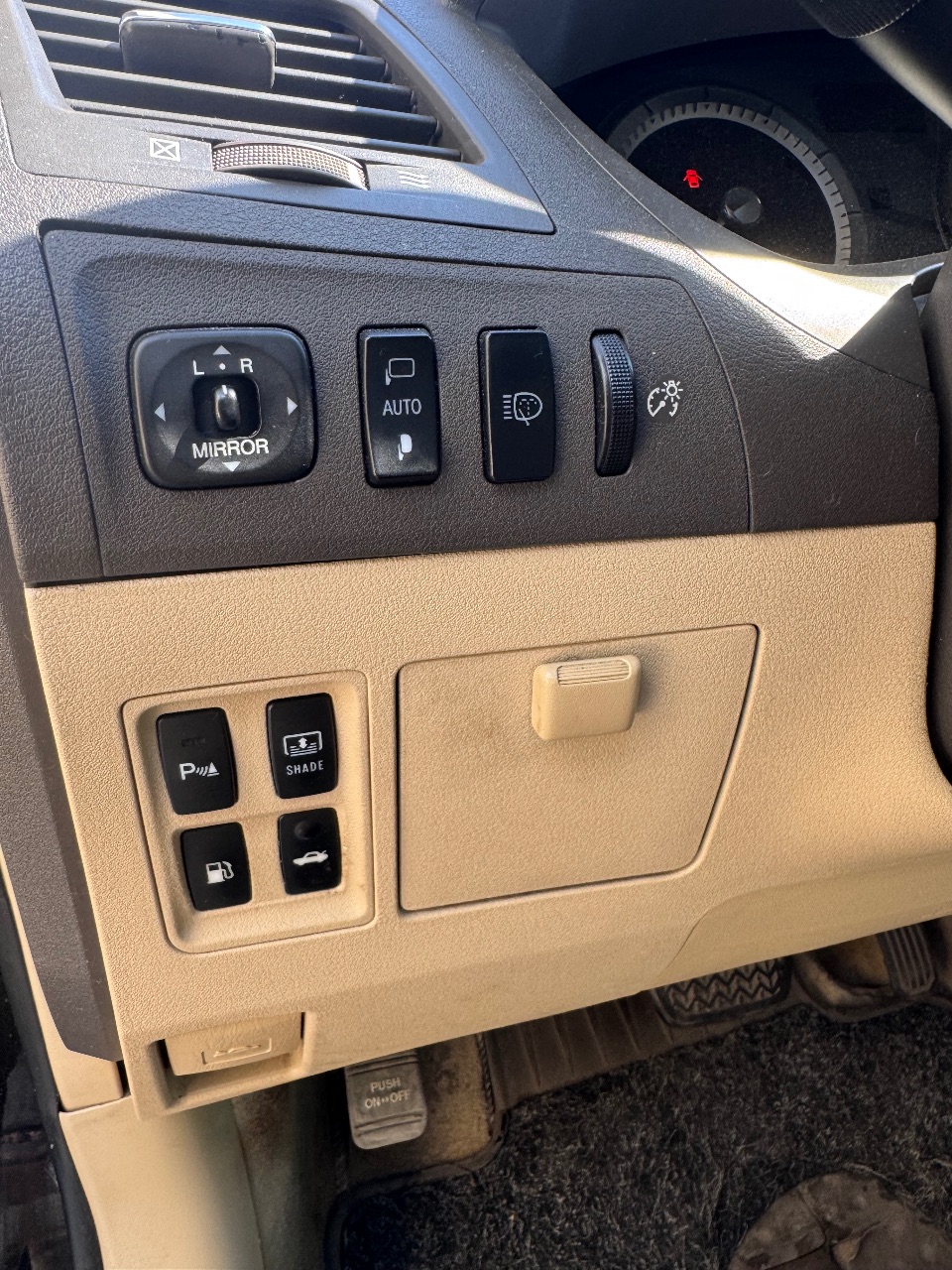 Lexus ES - фото 15