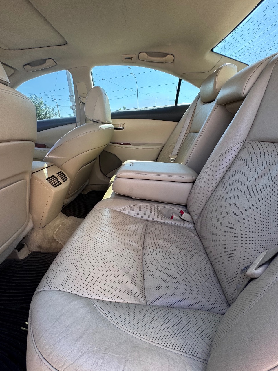 Lexus ES - фото 13