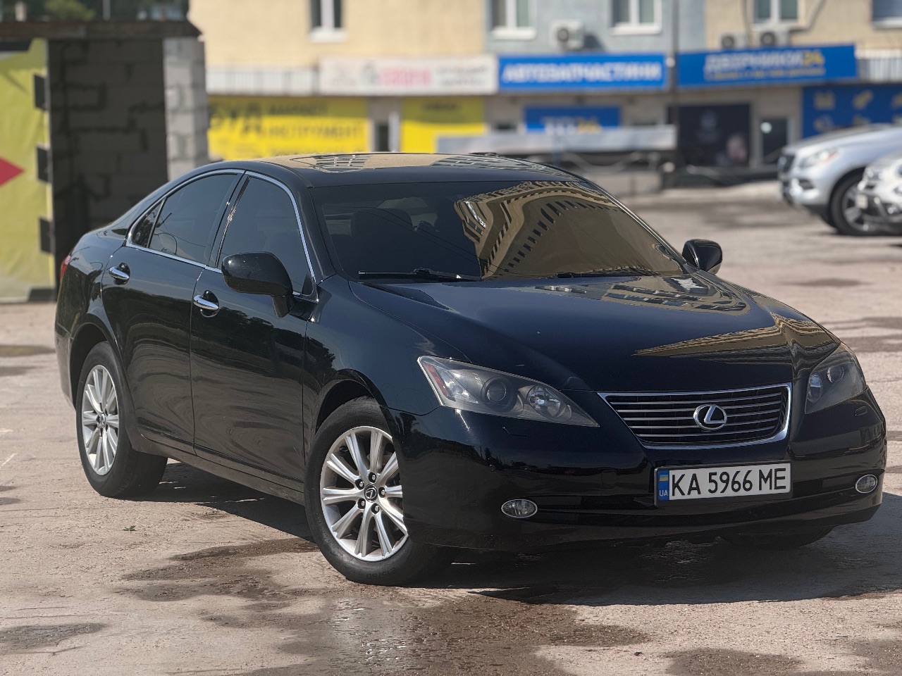 Lexus ES - фото 1