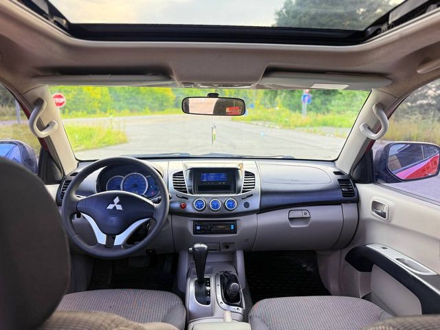 Mitsubishi L200 - зображення 5