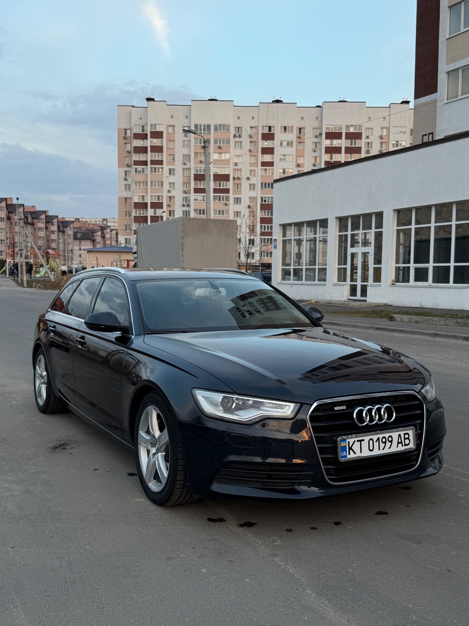 Audi A6 - фото 2