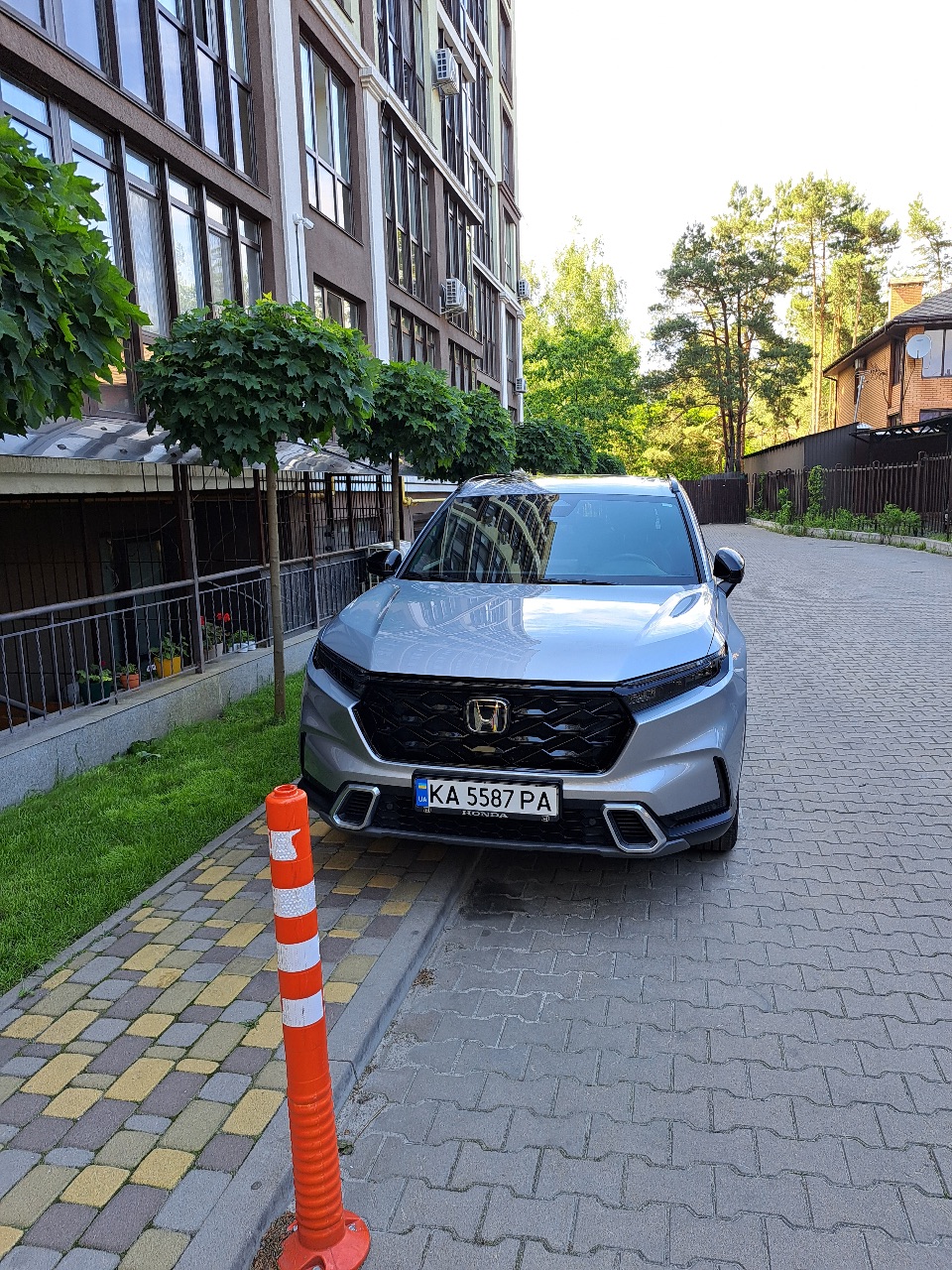 Honda CR-V - фото 1