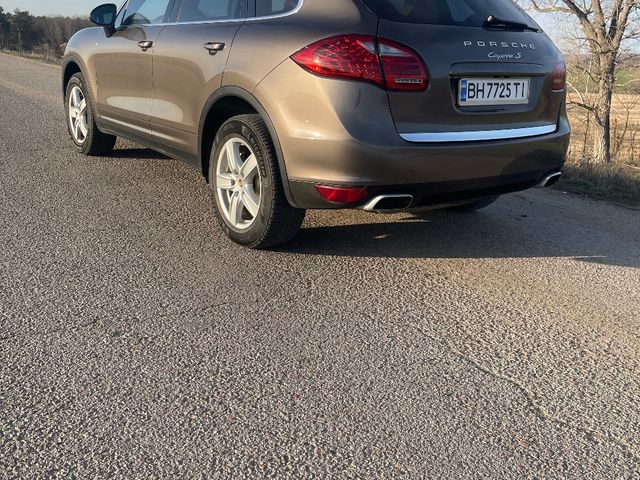 Porsche Cayenne - фото 1