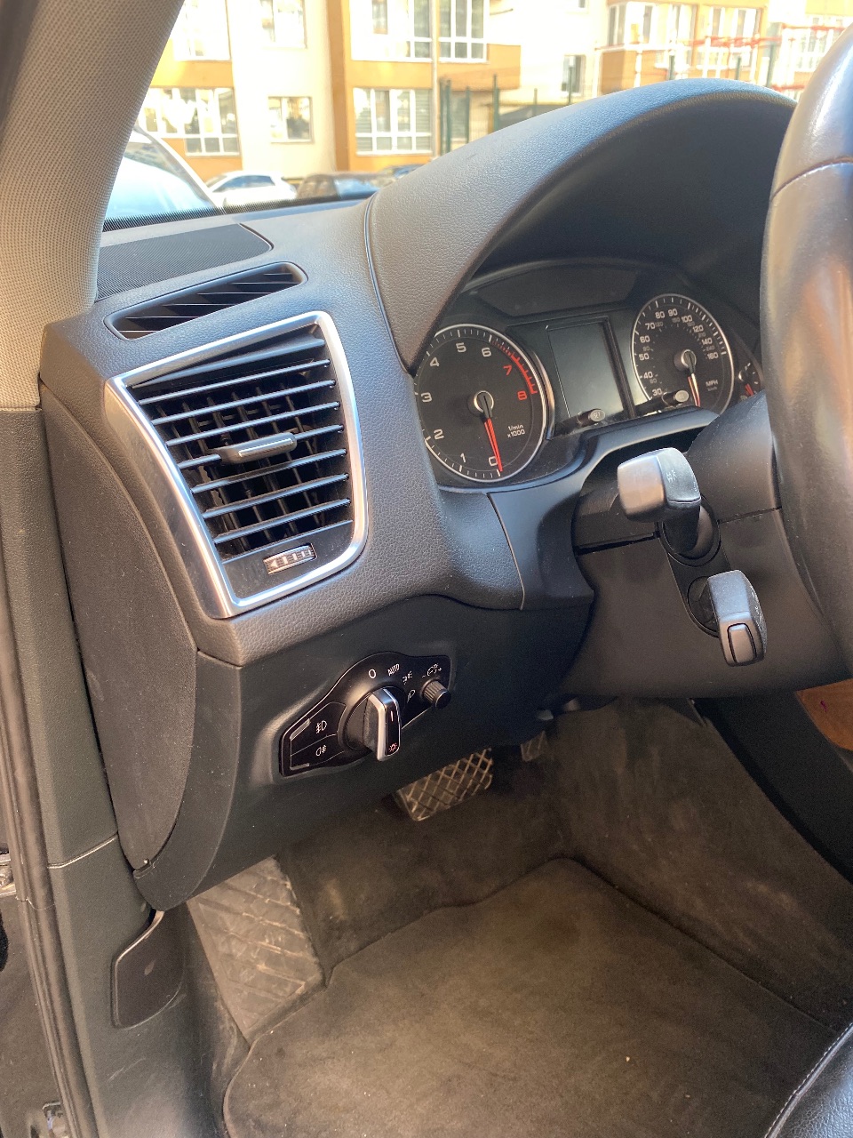 Audi Q5 - фото 23