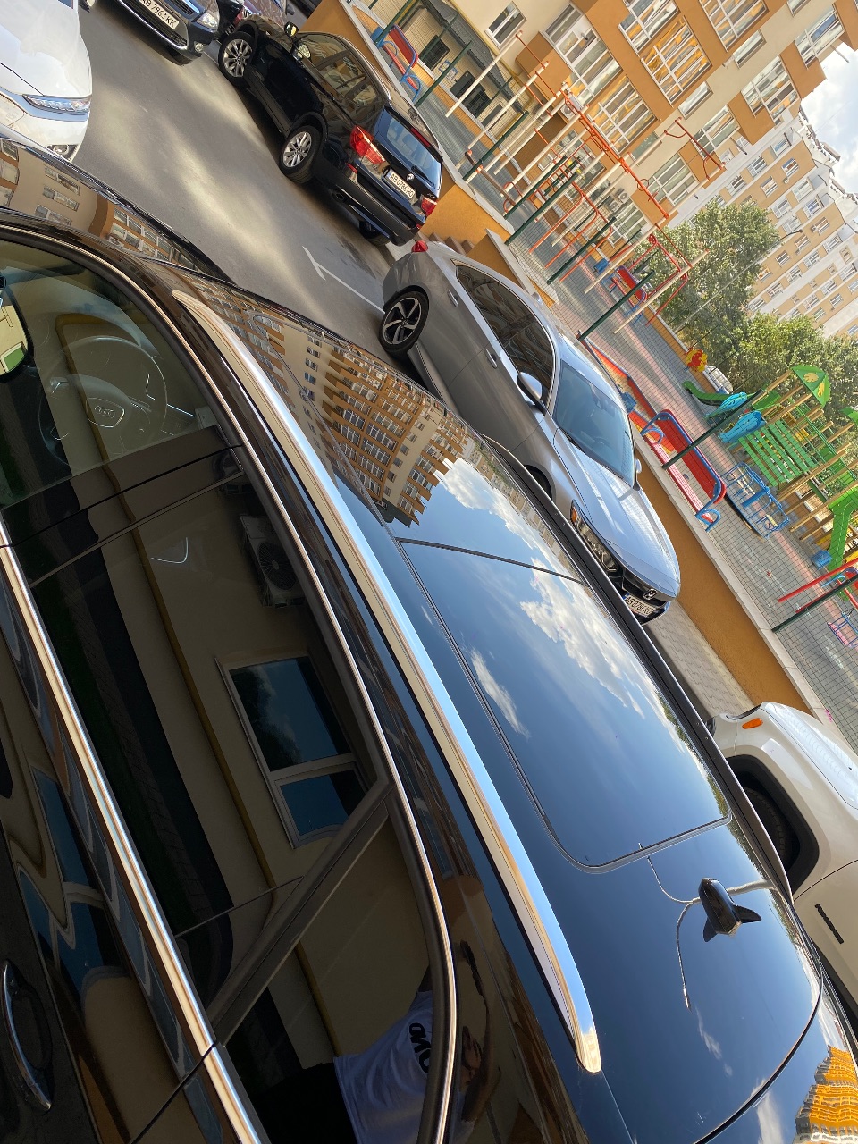 Audi Q5 - фото 10