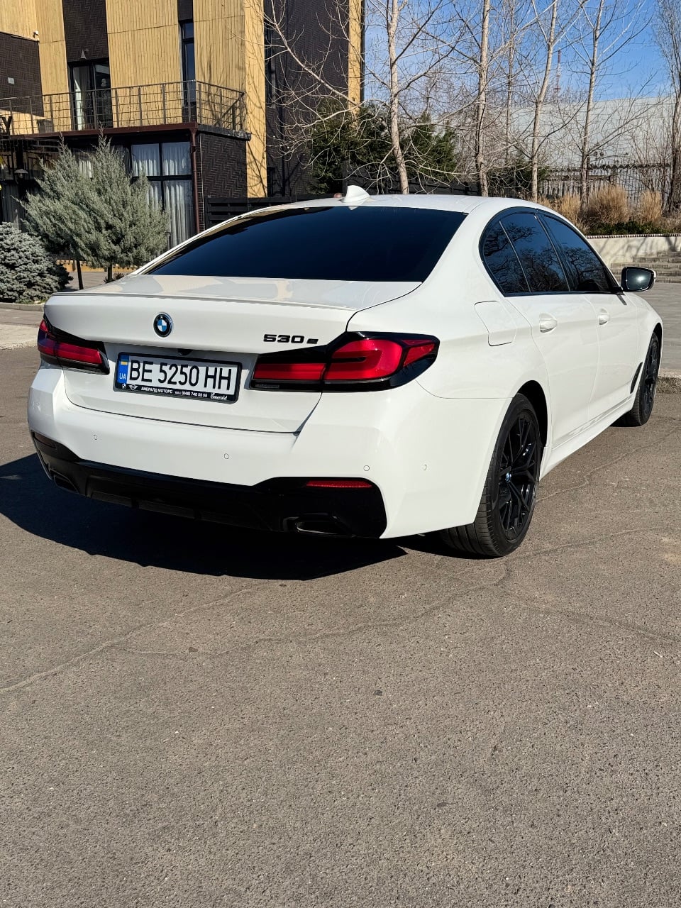 BMW 5 серії - фото 8