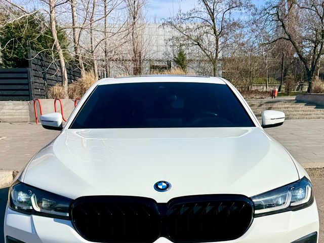 BMW 5 серії - фото 3