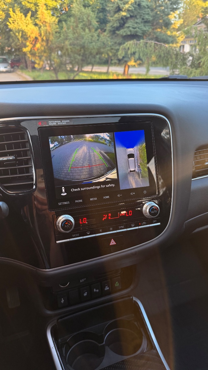 Mitsubishi Outlander - фото 30