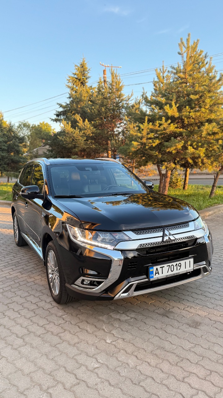 Mitsubishi Outlander - фото 35