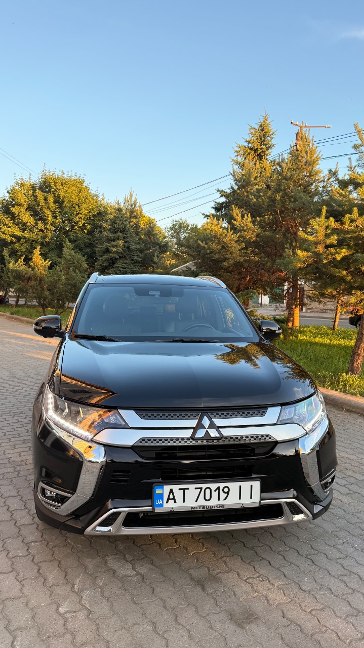 Mitsubishi Outlander - фото 44