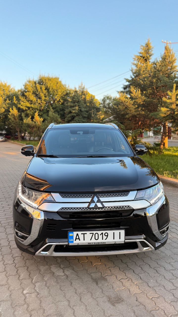 Mitsubishi Outlander - фото 45