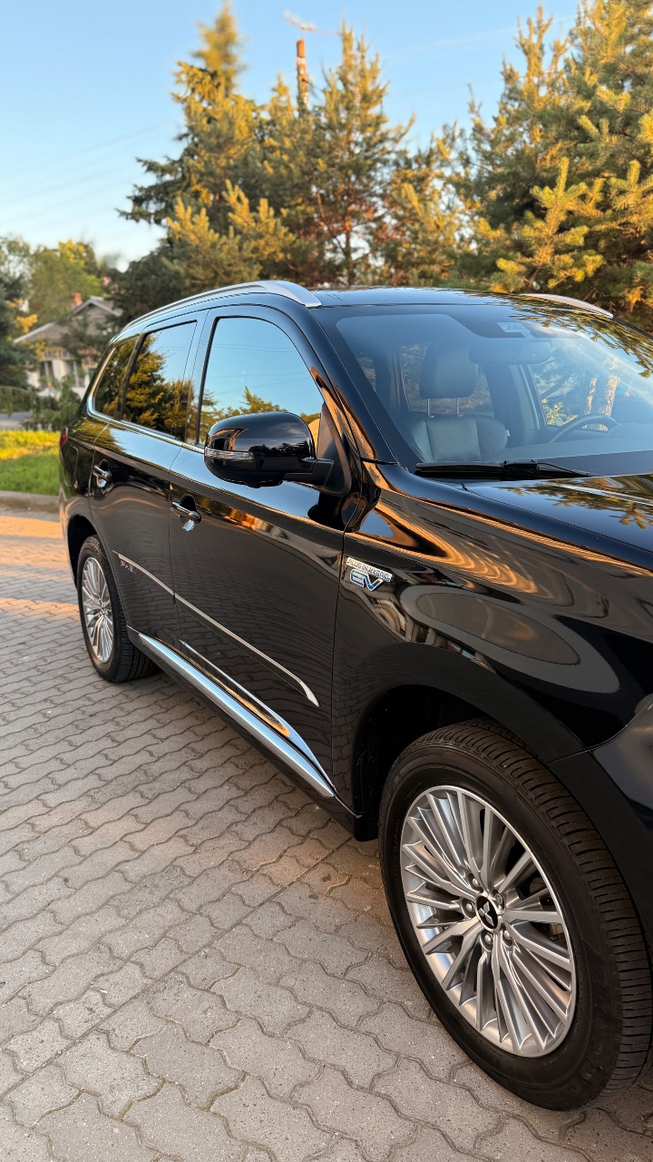 Mitsubishi Outlander - фото 47