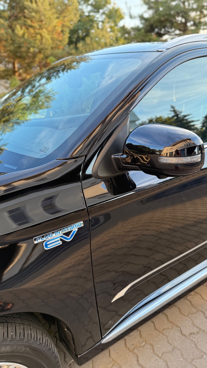 Mitsubishi Outlander - фото 3