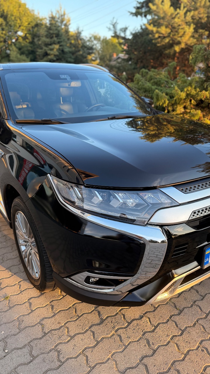 Mitsubishi Outlander - фото 36