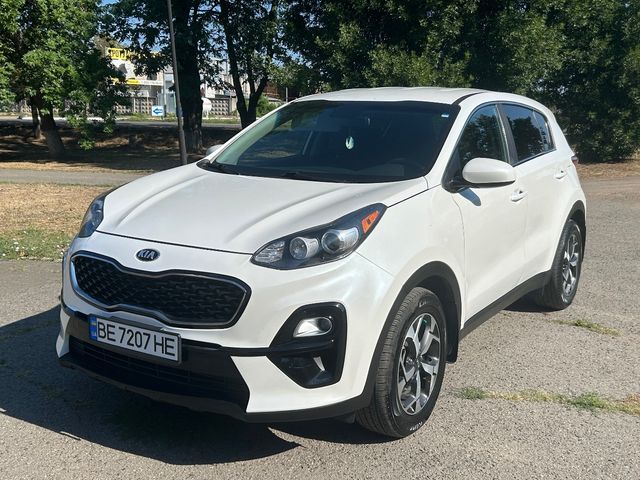 Kia Sportage - фото 1