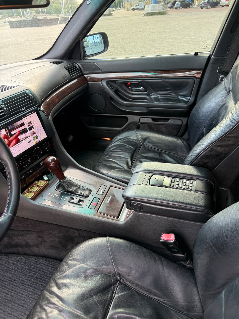 BMW 7 серії - фото 10