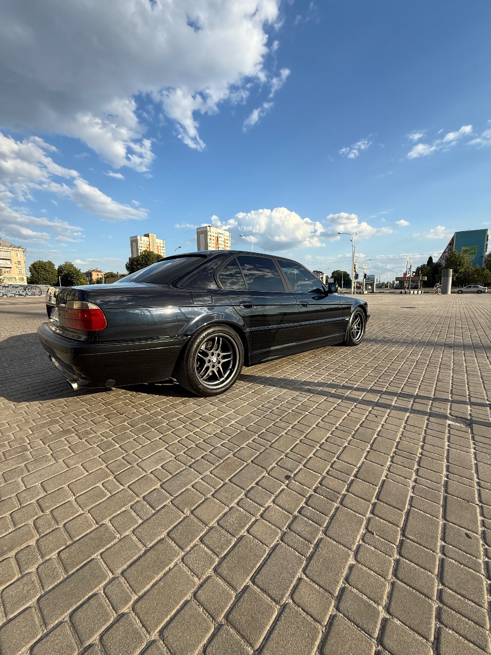 BMW 7 серії - фото 20