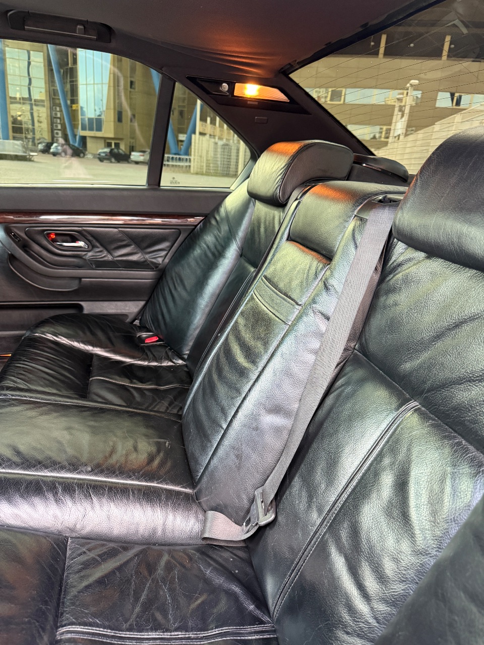 BMW 7 серії - фото 14