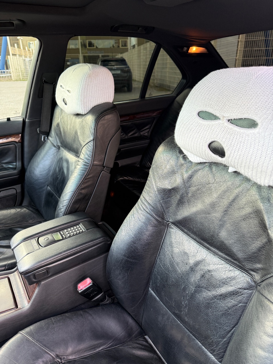 BMW 7 серії - фото 9