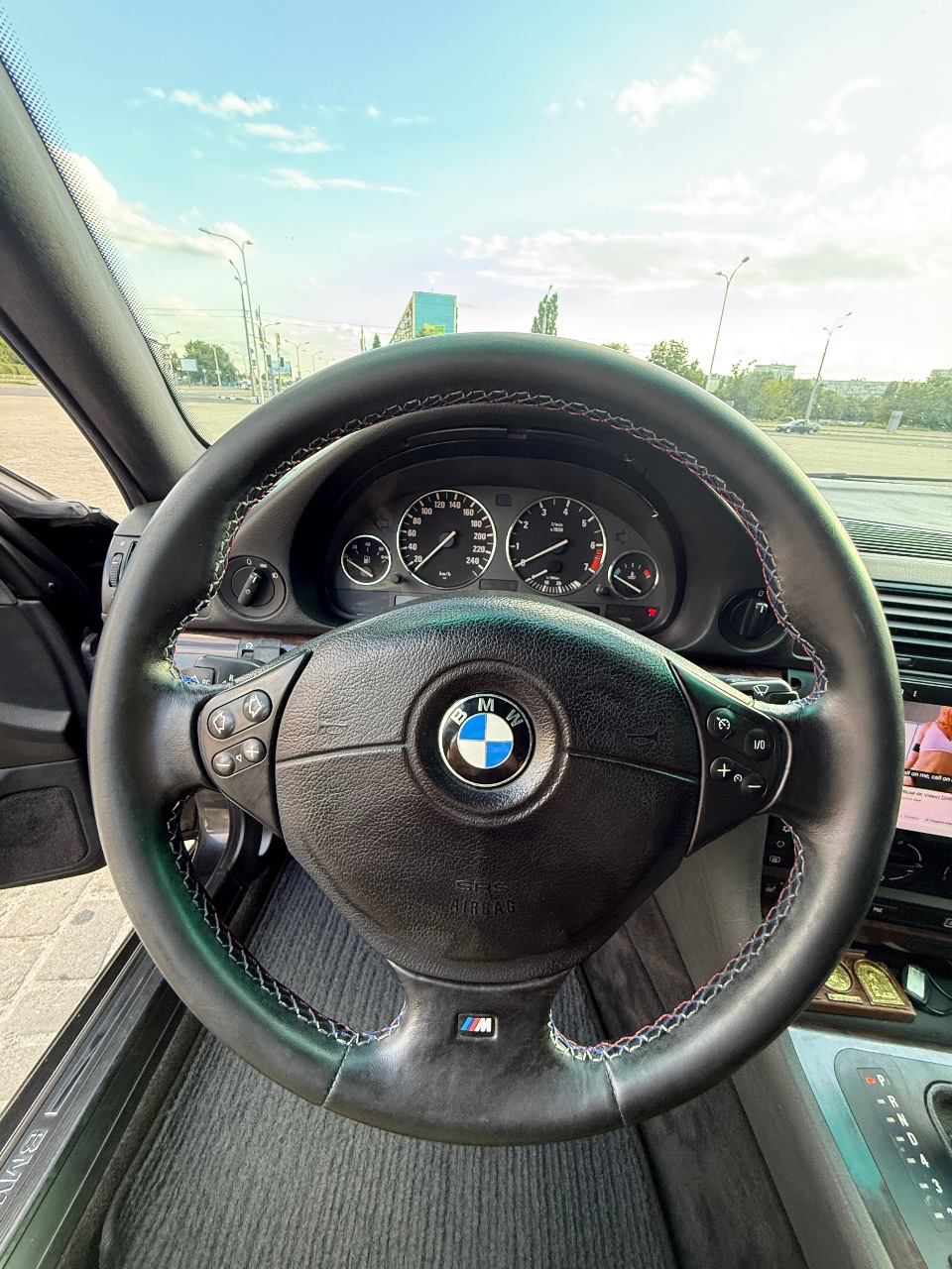 BMW 7 серії - фото 7