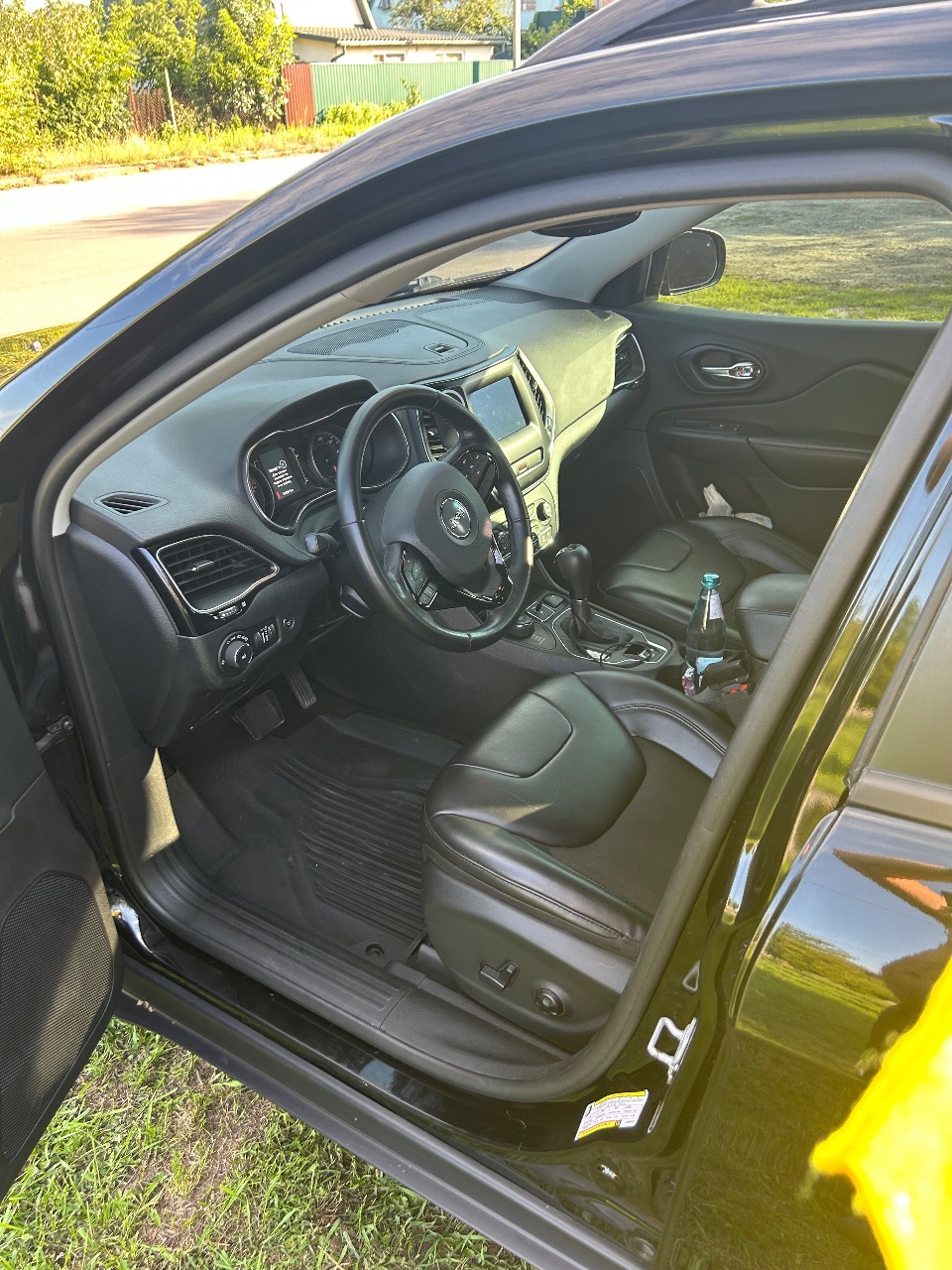 Jeep Cherokee - фото 17