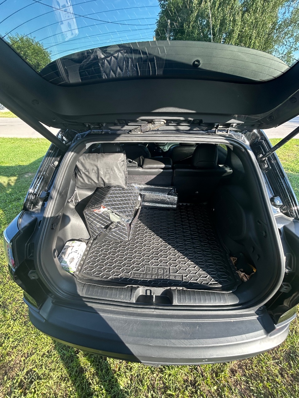 Jeep Cherokee - фото 26