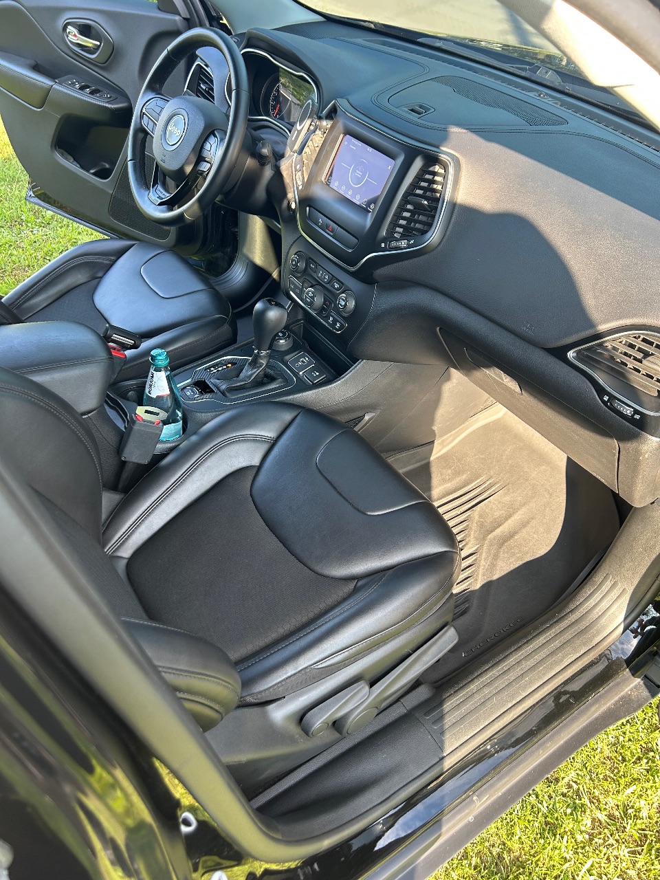 Jeep Cherokee - фото 21