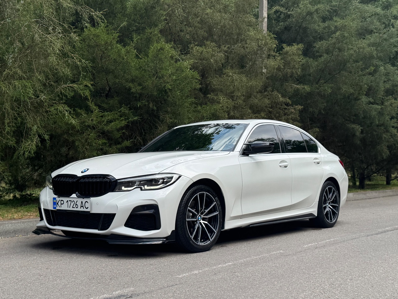 BMW 3 серії - фото 1