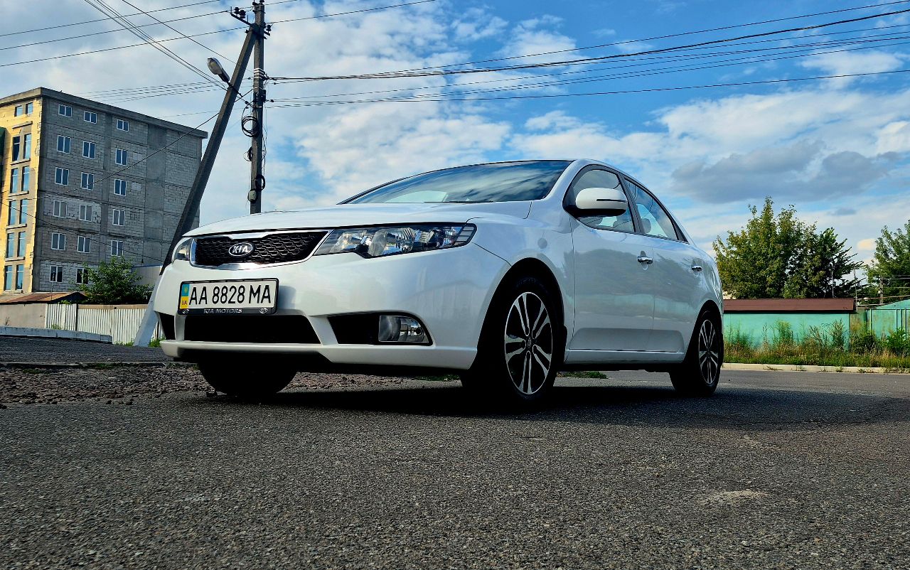Kia Cerato - фото 6