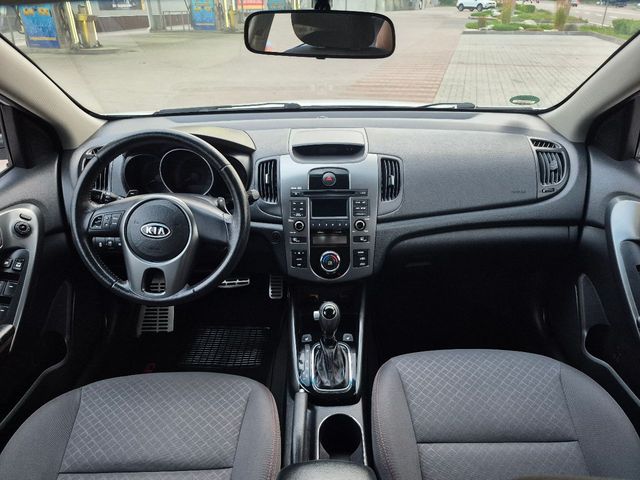 Kia Cerato - фото 4