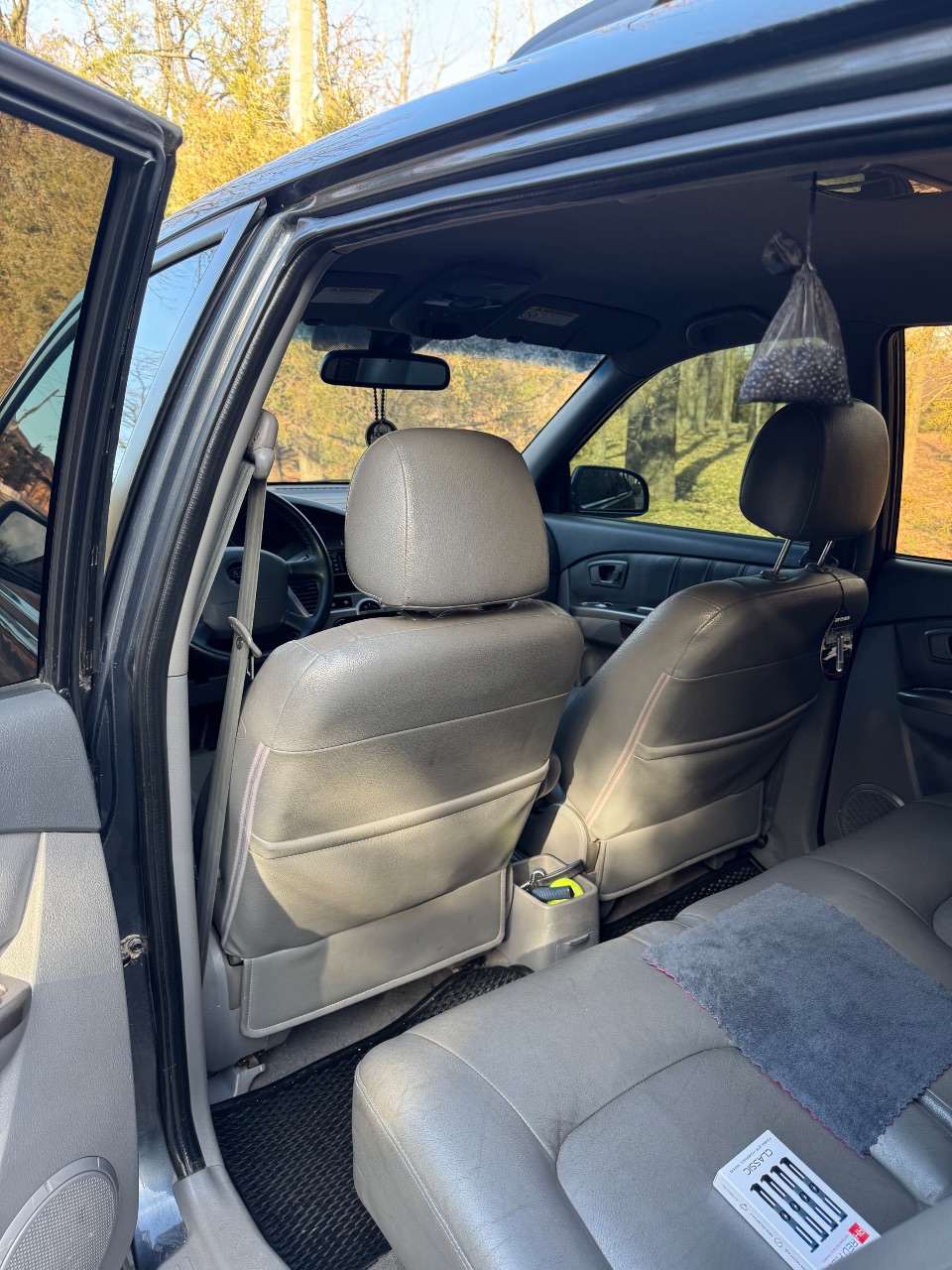 Kia Carens - фото 7