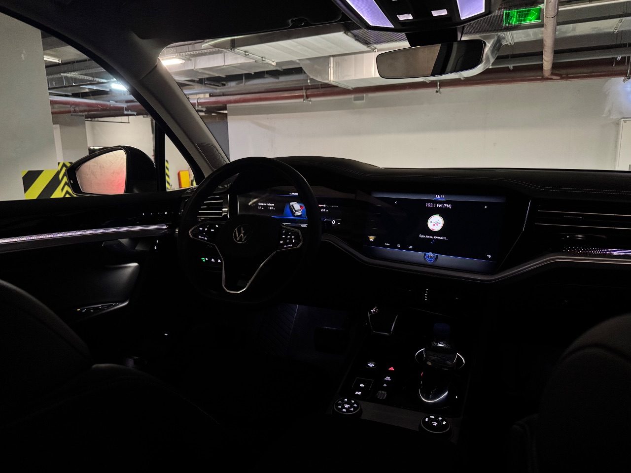 Volkswagen Touareg - фото 13