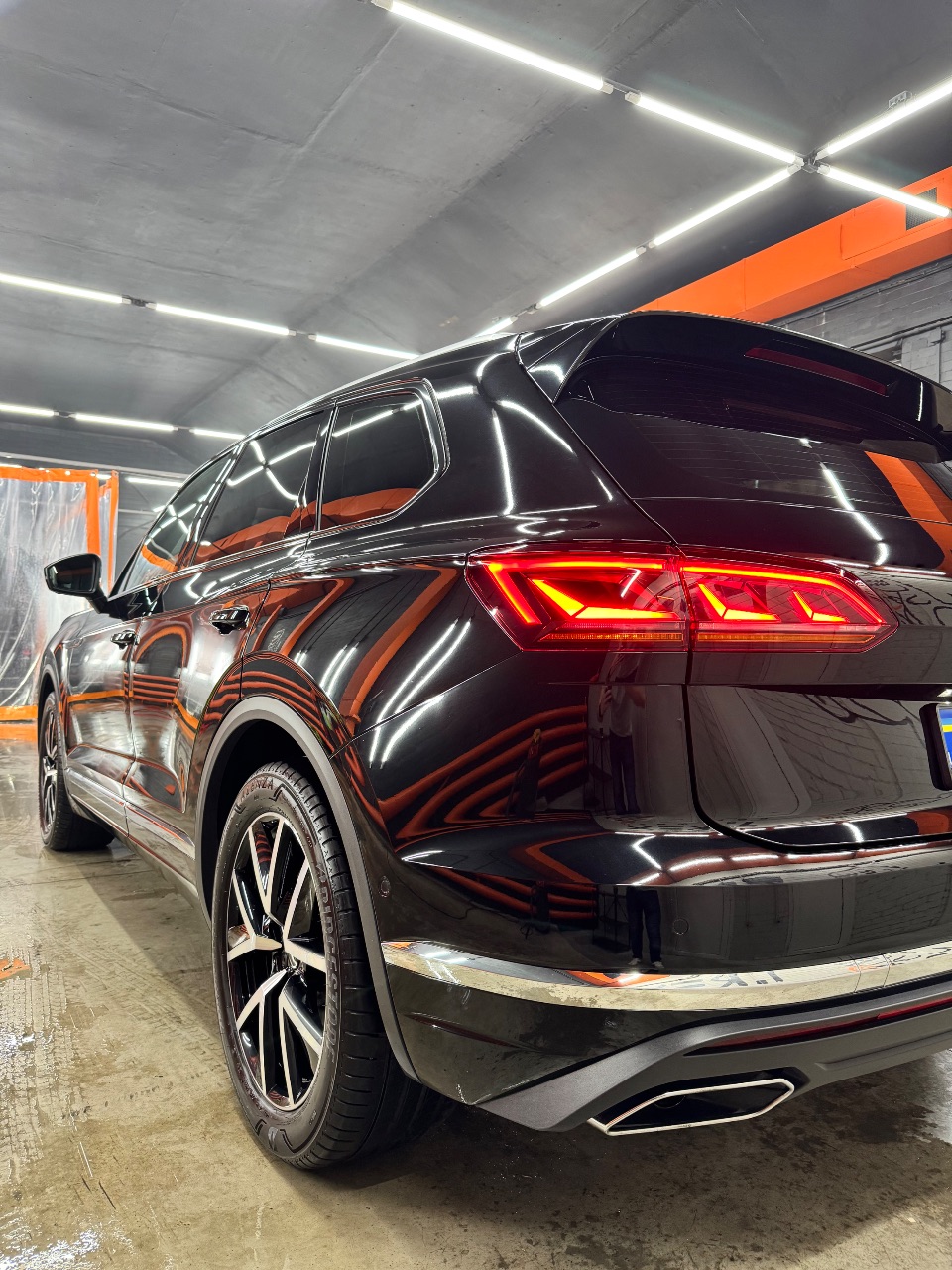 Volkswagen Touareg - фото 3