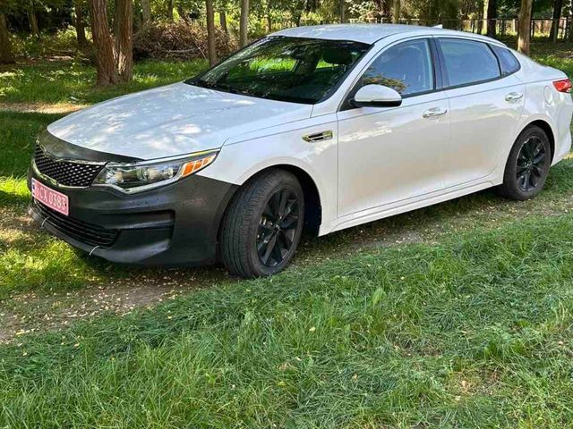 Kia Optima - фото 2