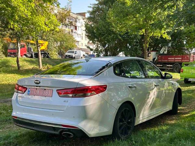 Kia Optima - фото 4