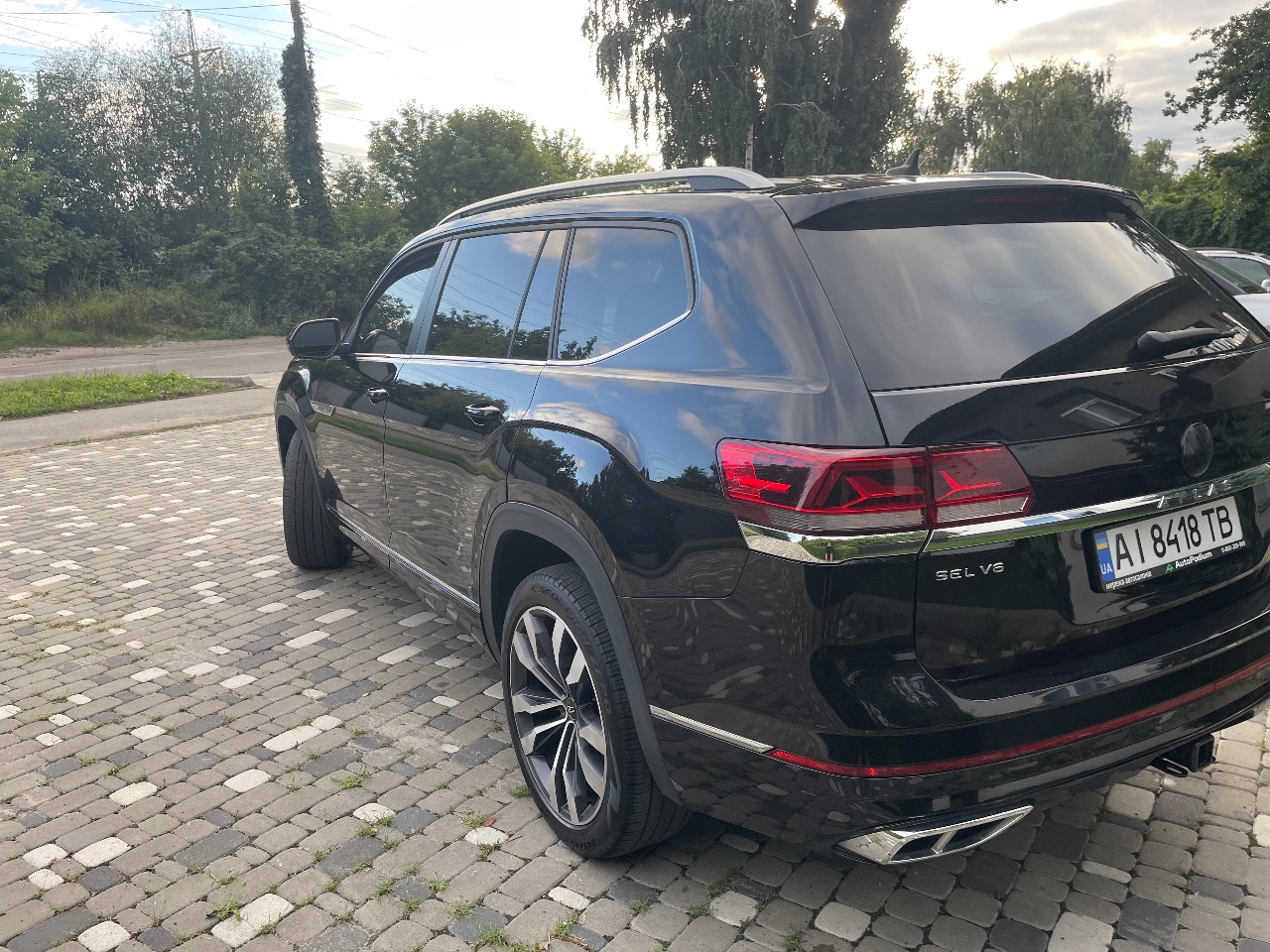 Volkswagen Atlas - фото 10