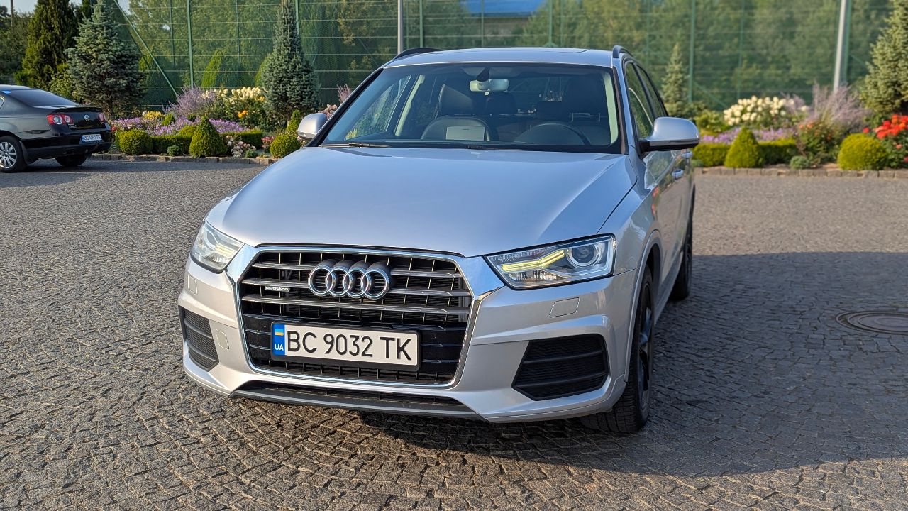 Audi Q3 - фото 1