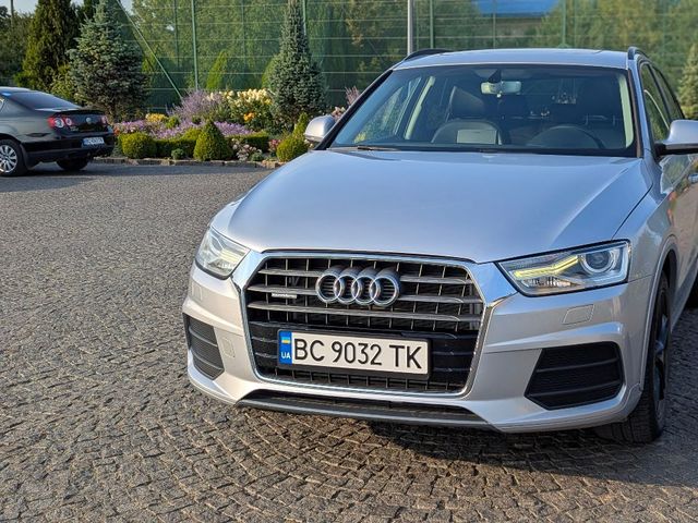 Audi Q3 - фото 1
