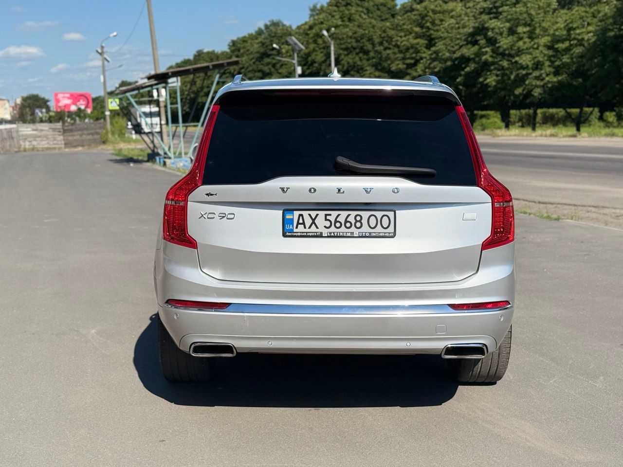 Volvo XC90 - фото 7
