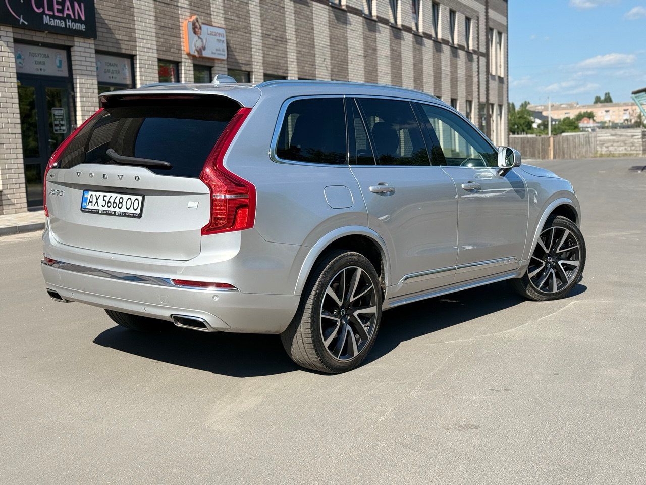 Volvo XC90 - фото 9
