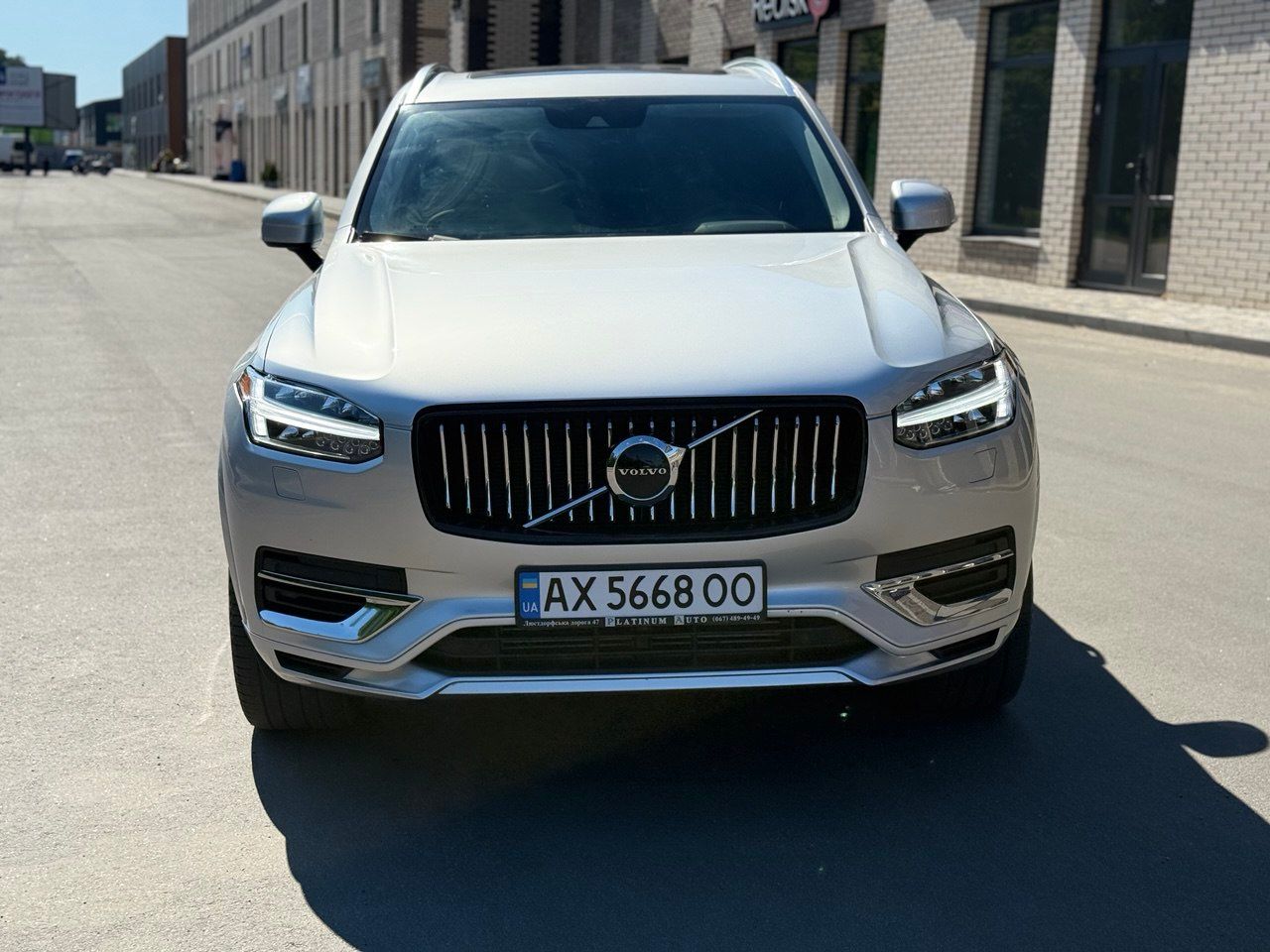 Volvo XC90 - фото 6