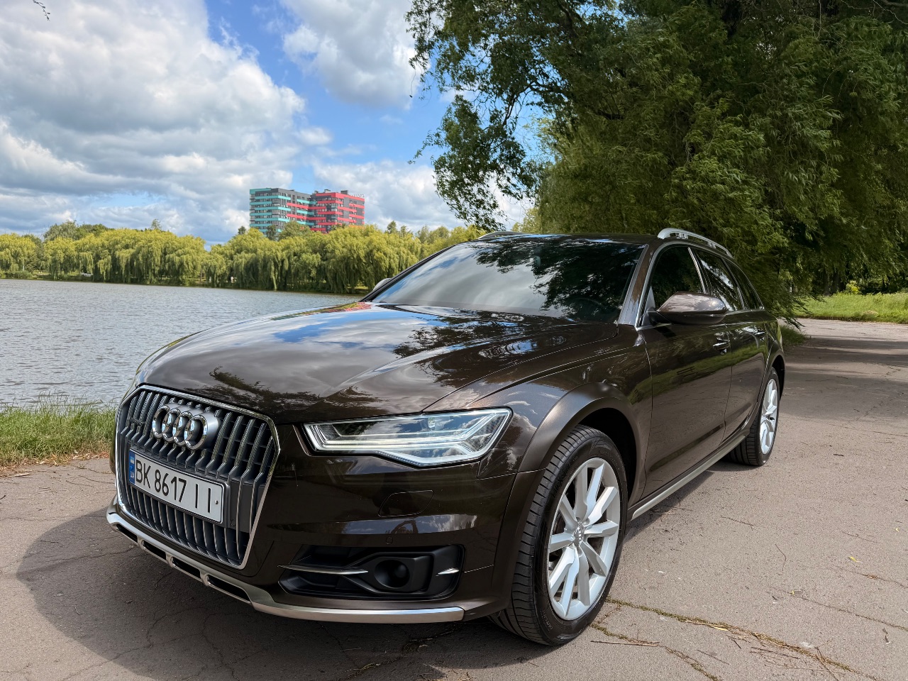 Audi A6 allroad - фото 1
