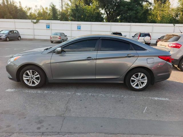 Hyundai Sonata - зображення 2