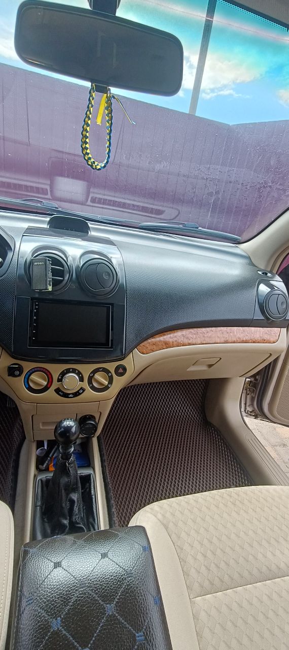 Chevrolet Aveo - фото 5