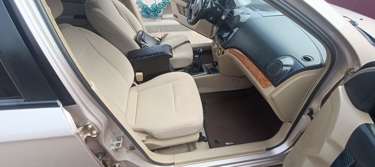 Chevrolet Aveo - фото 9