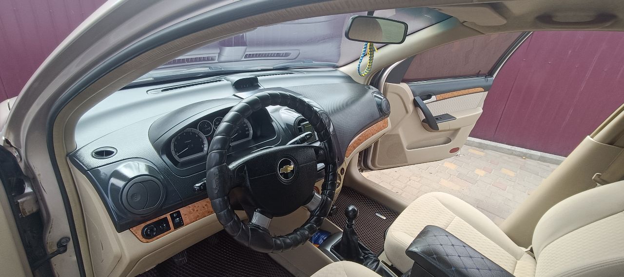 Chevrolet Aveo - фото 4