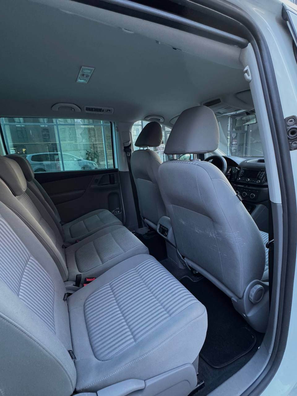 SEAT Alhambra - фото 19