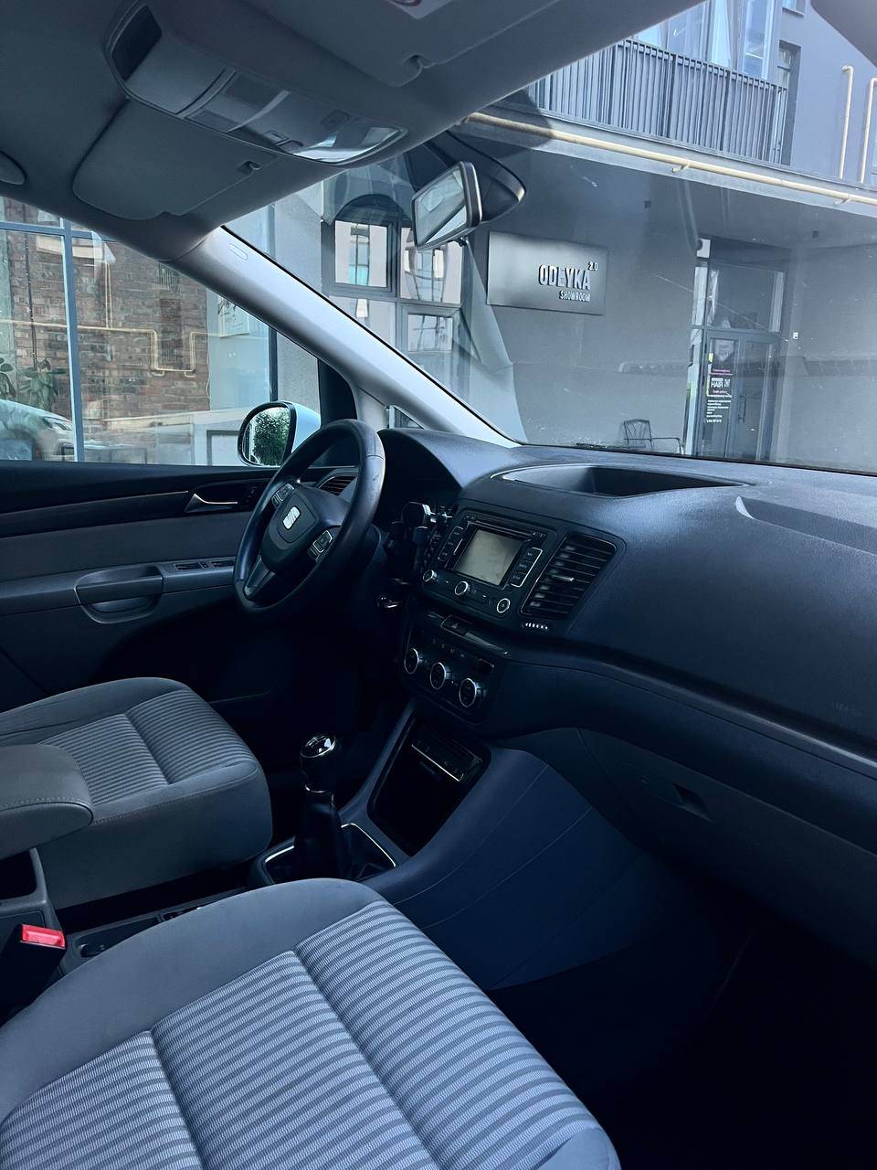 SEAT Alhambra - фото 6