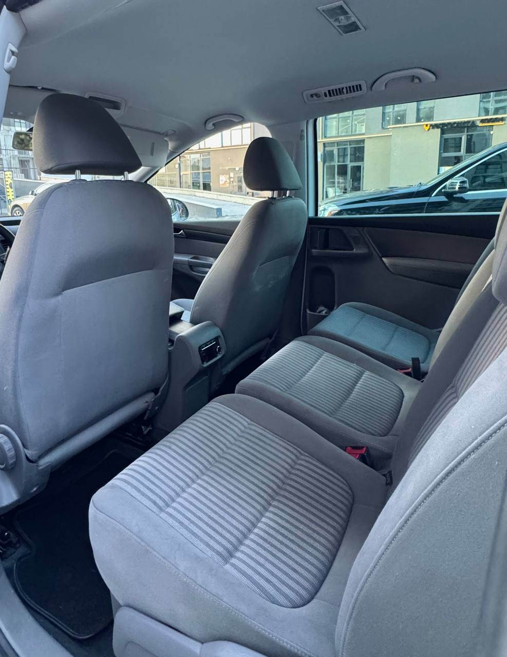 SEAT Alhambra - фото 25