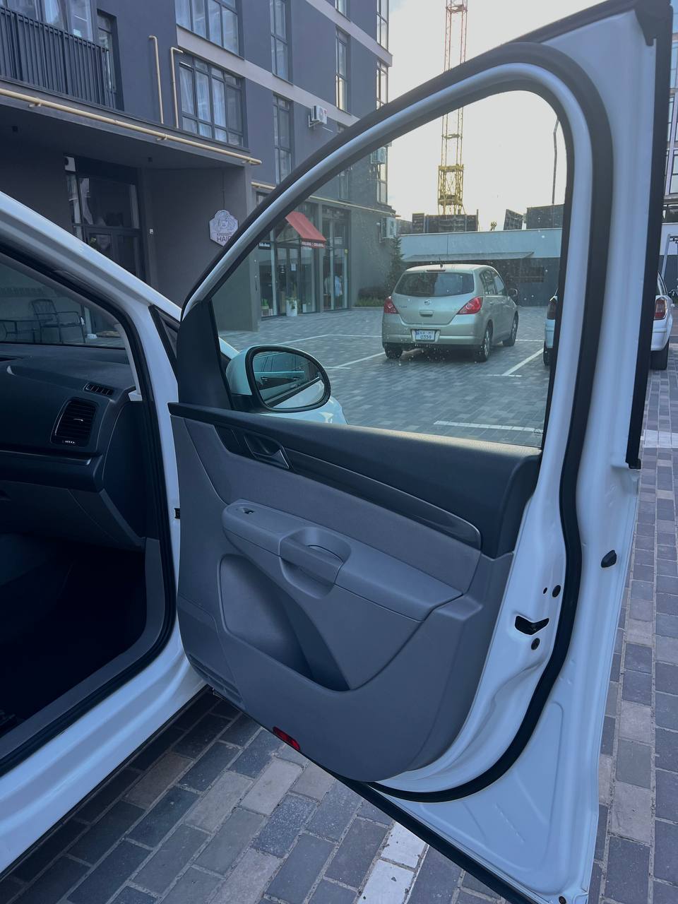 SEAT Alhambra - фото 12